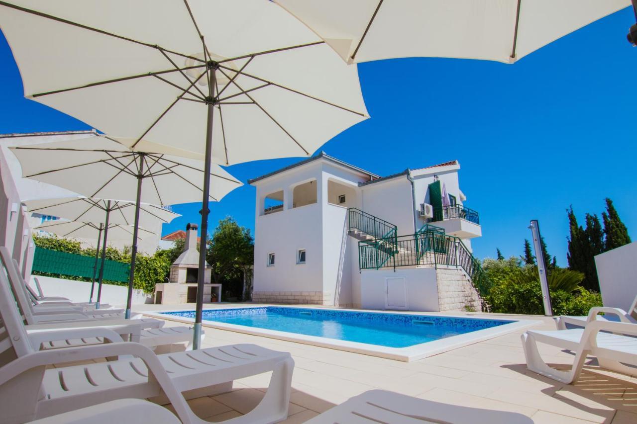 Apartment M6 Seget Vranjica Exterior photo